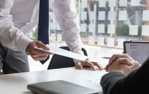Reuncia silenciosa en México: qué es y cómo detectarla en los centros de trabajo