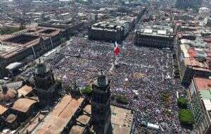 Más de 350 mil personas asistieron a la asamblea de Sheinbaum, según el gobierno de la CDMX