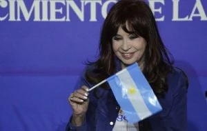 Cristina Fernández será candidata en Buenos Aires para frenar a la “derecha cruel y esotérica”