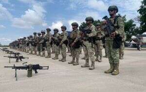 Incrementan presencia militar en Culiacán tras enfrentamientos del Cártel de Sinaloa (Video)