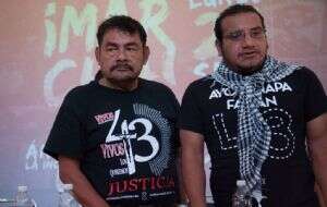 Exvocero de los familiares de los 43 de Ayotzinapa desconoce a los abogados del caso