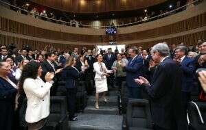 “Es un honor estar con Claudia hoy” el grito afuera del TEPJF que marcó el cambio de estafeta