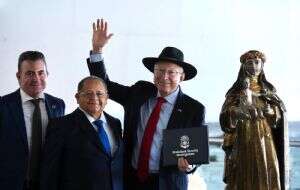 Ken Salazar deja atrás fricciones con la 4T y destaca trabajo conjunto con México