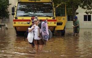 Inundaciones en Brasil dejan más de 100 desaparecidos y 60 muertos