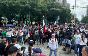 Trabajadores del PJF marcharon para exigir a Sheinbaum corregir la reforma judicial