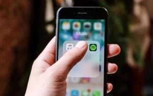 Así funciona la estafa del “SMS de Spotify” que llega a tu celular