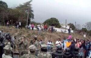 Marina retira bloqueo a las vías del Ferrocarril del Istmo de Tehuantepec