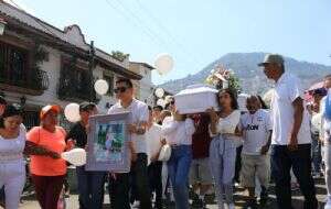 Defensa de hijos de la mujer que secuestró y asesinó a la niña Camila en Taxco pide buscar a taxista