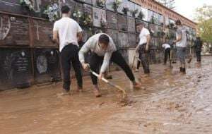 La cifra de muertos por inundaciones en España llega a 205 mientras los afectados piden ayuda