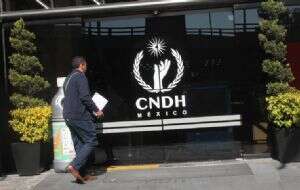 Trabajadores y extrabajadores de la CNDH denuncian desvió de recursos millonarios