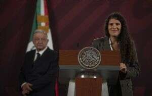 AMLO designa a Bertha Alcalde como nueva titular del ISSSTE
