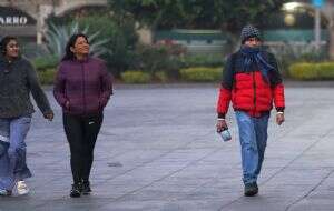 Frente frío 12 provocará el miércoles más heladas y niebla en estas entidades