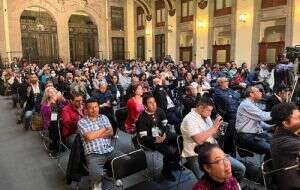 Sheinbaum celebra primer encuentro de youtubers y comunicadores en Palacio Nacional