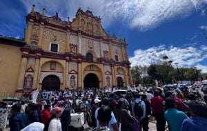 Miles participan en peregrinación para exigir justicia por el asesinato del padre Marcelo