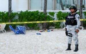 Niño de 12 años es asesinado durante tiroteo entre sujetos en playa de Cancún