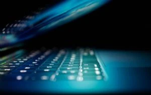 Inteligencia Artificial impulsa los ataques de bots: el 53% del tráfico en internet ya no es humano