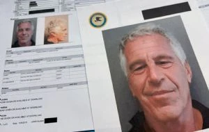 Juez divulga nota que compañero de celda dice que halló tras intento de suicidio de Epstein