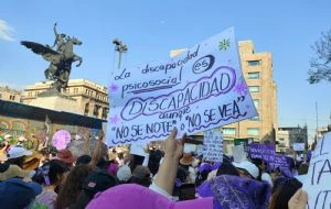 Locas, unidas y orgullosas: activismo por derechos de mujeres neurodivergentes (Video)