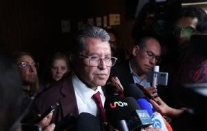 Para el lunes, la declaratoria de constitucionalidad de la reforma electoral: Monreal