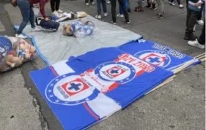 “Significa todo”: así vive la afición el juego de la final de Cruz Azul vs Pumas (Video)