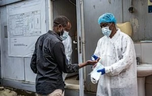 Hay más de 500 casos sospechosos de ébola en una provincia del Congo: Médicos Sin Fronteras
