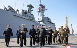 Corea del Norte lanza un misil balístico hacia el este