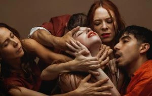 “Fiesta de compromiso”, teatro-danza que apuesta por el lenguaje corporal en Foro Shakespeare