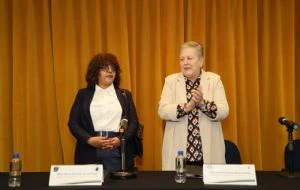 Asume nueva directora del CCH; secretaria general de la UNAM le pide buscar acuerdos