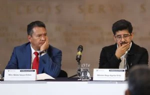 Hugo Aguilar y el presidente de la OAJ niegan presión en renuncia inesperada de magistrada