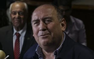 Demora del periodo extraordinario es por falta de consenso en Morena por Ley Telecom: Rubén Moreira