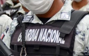 Asaltantes de migrantes que volvían de EU portaban uniformes de la Guardia Nacional