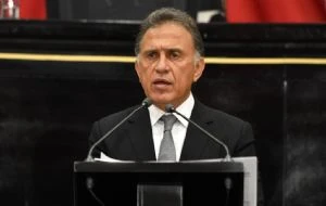 Masaryk se vuelve ring: Miguel Ángel Yunes e hijos protagonizan pelea en restaurante de lujo en Polanco