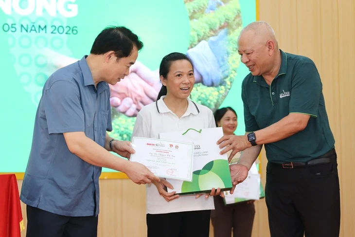 Nông dân Thái Nguyên nhận vốn không lãi suất, nghỉ việc ở nơi xa về quê chăn nuôi