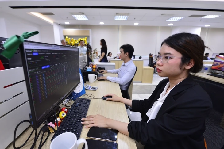 Hàng loạt điểm mới gỡ nút thắt thị trường chứng khoán, thúc đẩy nâng hạng