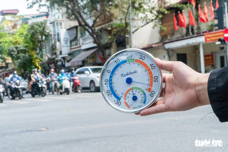 Dễ kiệt sức, sốc nhiệt hoặc đột quỵ do nắng nóng: Làm gì để xử lý kịp thời?