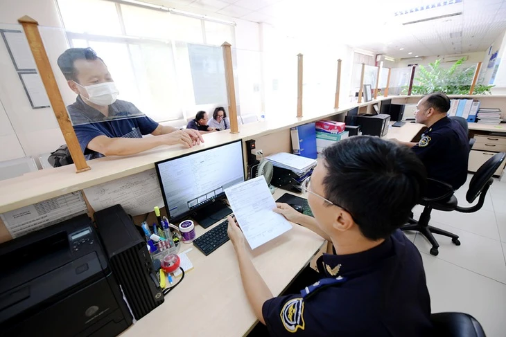 Khai báo hải quan điện tử vẫn vướng