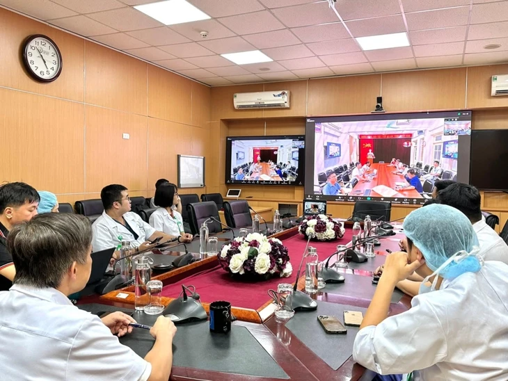 Sập cầu treo ở Điện Biên, ba nạn nhân rơi xuống sông chấn thương nặng