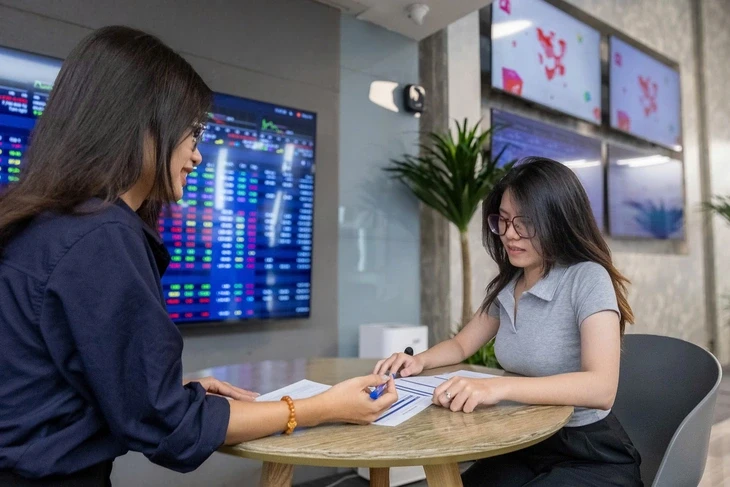 Lãi 1 tỉ đồng bán chứng khoán sẽ nộp thuế bao nhiêu theo đề xuất mới?
