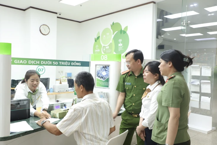 Ngăn chặn kịp thời cặp vợ chồng chuyển 285 triệu cho nhóm lừa đảo