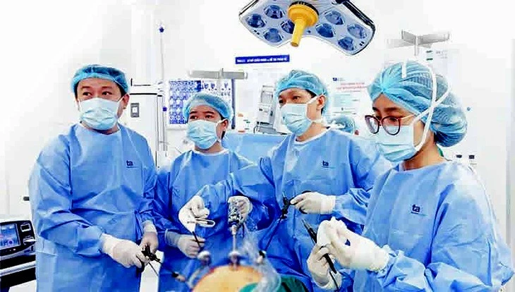Đau lưng âm ỉ không ngờ ung thư thận