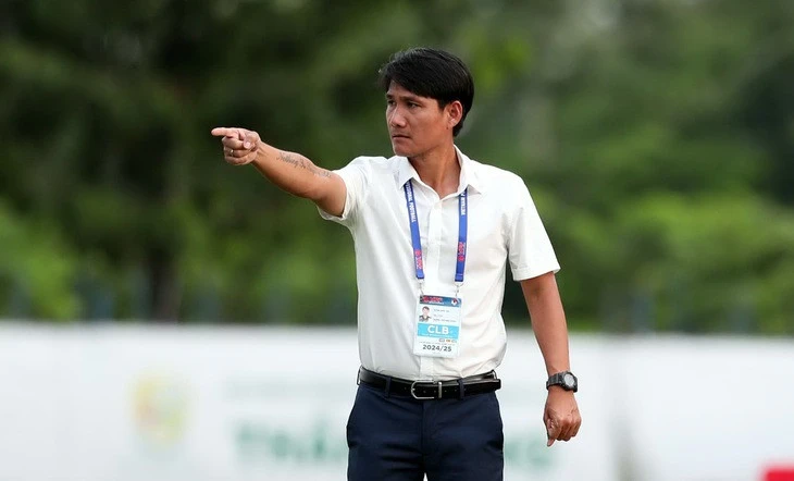 Cuộc đối đầu khó xử của Quốc Anh