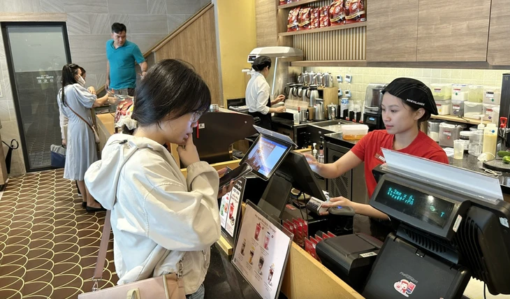 Ngành cà phê tăng trưởng 133% trên chợ mạng trong 6 tháng đầu năm