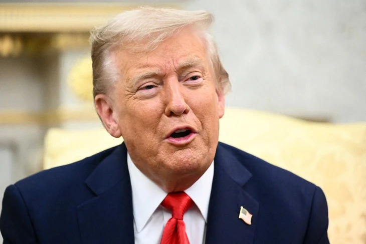 Ông Trump tuyên bố sẽ cho 600.000 sinh viên Trung Quốc nhập cảnh vào Mỹ