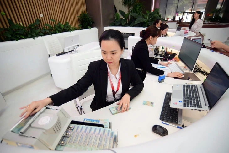 Bỏ room tín dụng, tăng chủ động cho ngân hàng
