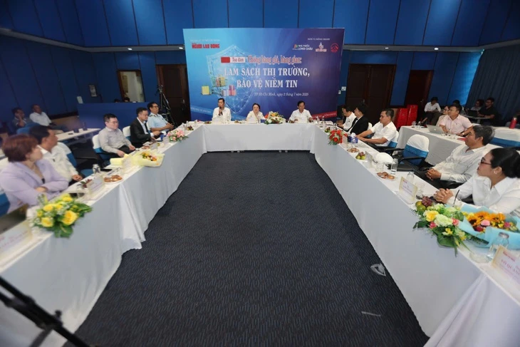 'Kiểm tra, xử lý hàng giả rất gian nan, mới đến chợ đã bị theo dõi'