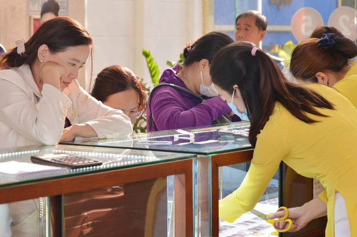 SJC - doanh nghiệp vàng miếng lớn nhất nước báo lãi kỷ lục