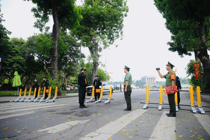 Trung đoàn Đặc nhiệm bố trí nhiều mũi tác chiến tinh nhuệ bảo vệ lễ diễu binh, diễu hành ngày 2-9