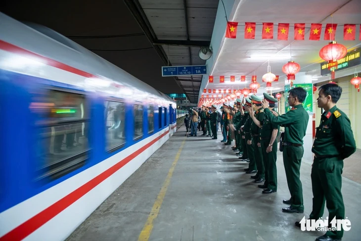 Nhiều tuyến phố cấm đường dịp Quốc khánh, hành khách đi tàu hỏa cần lưu ý gì?