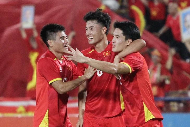 U22 Việt Nam gặp U22 Malaysia ở vòng bảng SEA Games 33