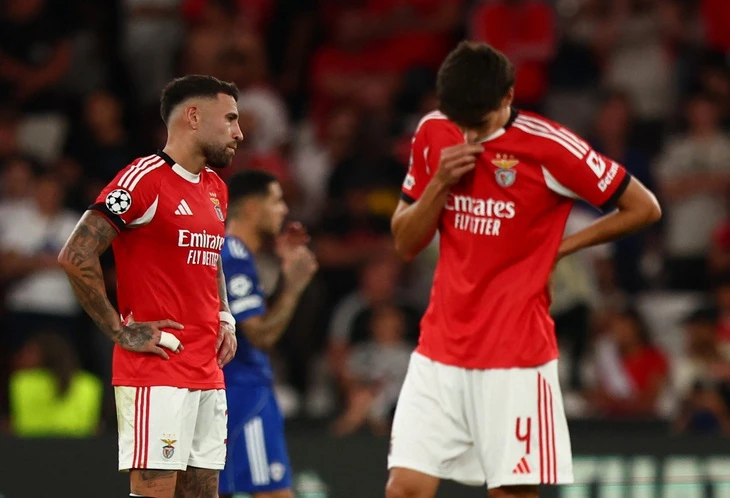 'Địa chấn' và 'kịch bản bom tấn' cùng xảy ra ở Champions League